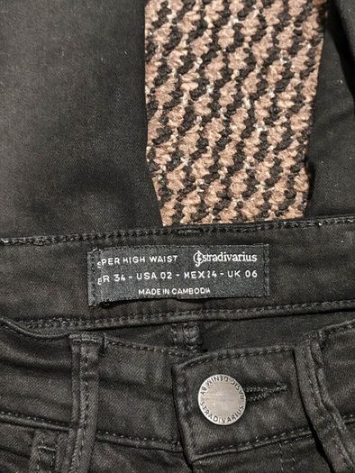 Stradivarius Super High Waist Skinny Jeans  Excellent Condition