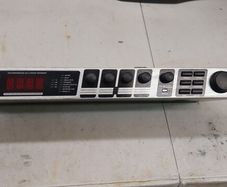Behringer Virtualizer Pro DSP1000P 24-Bit Multi-Effects Processor MIDI Effects-