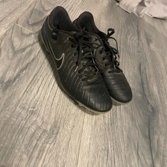 Nike Tiempo football boots