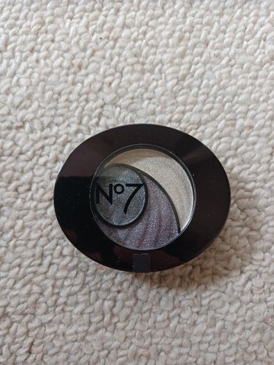 No 7 Makeup