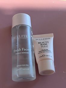 Sculpted By Aimee Makeup Remover & Beauty Base