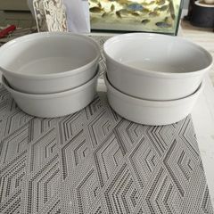 4xPorcelain bowls/dish