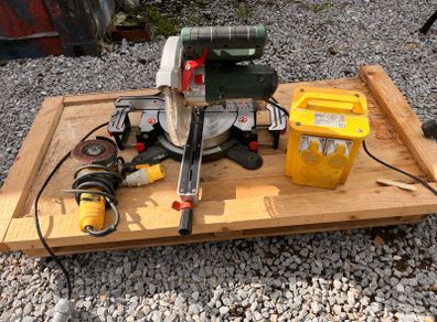 Metabo mitre saw, transformer, angle grinder Dewalt 110v