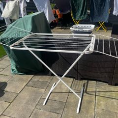 clothes horse