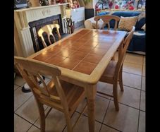 Vintage style dining table - no chairs
