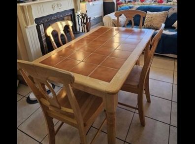 Vintage style dining table - no chairs