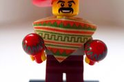 Lego CMF COL02-1: Mariachi / Maraca Man (2010) 100% Complete