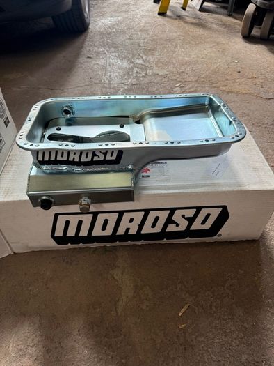 B-Series Moroso High capacity B-Series baffled sump