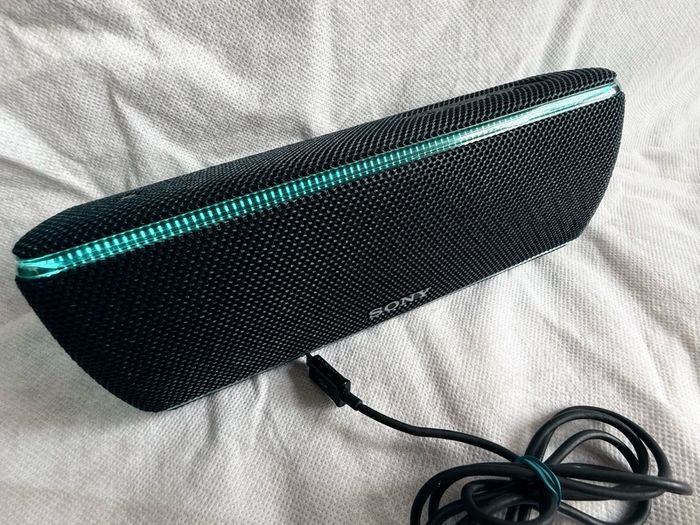 Sony SRS-XB31 Portable Wireless Bluetooth  Speaker