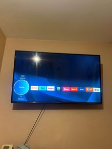 55" panasonic smart tv with wall mount like new
