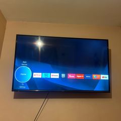 55" panasonic smart tv with wall mount like new
