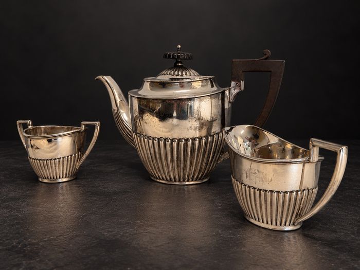Vintage Walker & Hall Sheffield Silver-Plated 3-Piece Tea Set