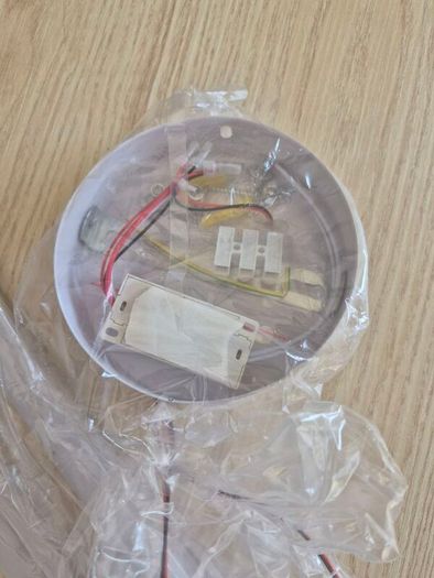 ceiling light, new ,color white