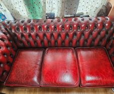 Chesterfield seater and 2 chairs