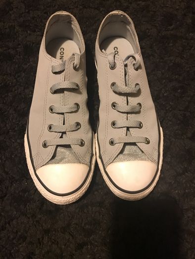 girls converse