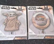 Baby Yoda foil balloons x2