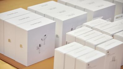 NEW Official Apple AirPods PRO 3 Wireless Earbuds, Active Noise Cancellation, Live Translation (New Sealed)