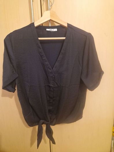 Navy top size 8
