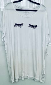 Plus Size T-shirt Size 28
