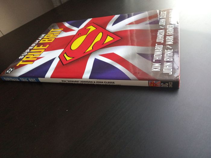 graphic novel - Superman True Brit HC