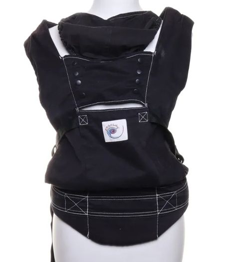 2 baby Carriers