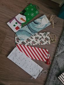 5 gift bags