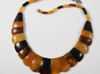 Exquisite Baltic Amber Art Deco collier necklace