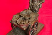 Genesis Molly Malone cold-cast bronze figurine  , Ornament