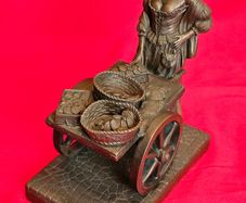 Genesis Molly Malone cold-cast bronze figurine  , Ornament