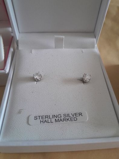 ladies silver earrings