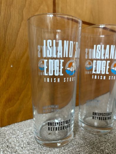 Island's Edge Irish Stout Pint Glasses
