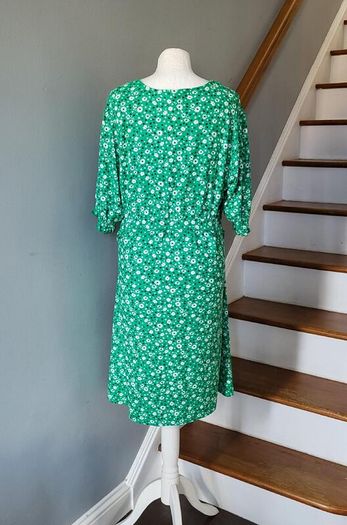 F&F green floral dress, Size 20, BNWT