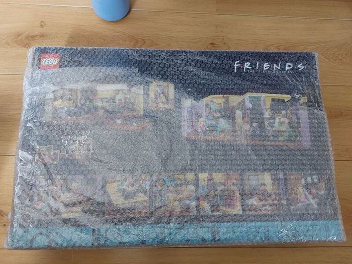 Lego 10292 Friends - The Apartments