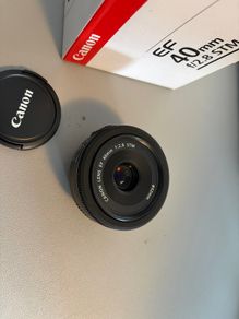 Canon Ef 40mm F/2.8 Stm