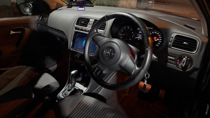 Volkswagen Polo Automatic
