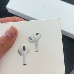 Airpods Pro 3 brand new
