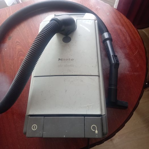 Miele Vacuum Cleaner