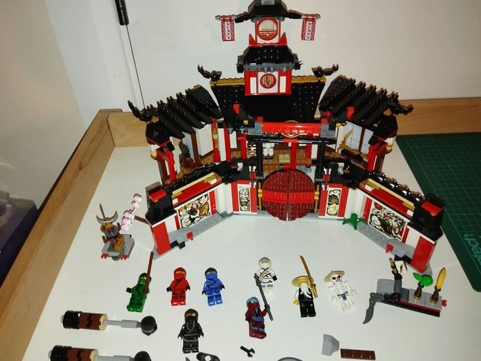 LEGO NINJAGO Monastery Training Center 70670 + manual