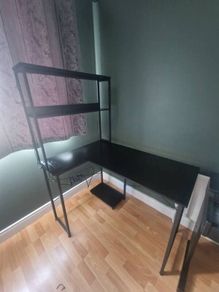Desk with built in plugs
