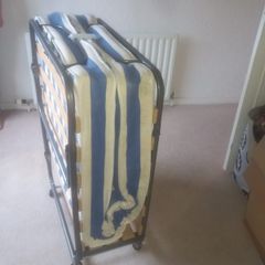 Fold away single bed