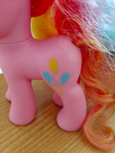 My Little Pony 2010 Pinkie Pie Rainbow Hair, Star Eyes