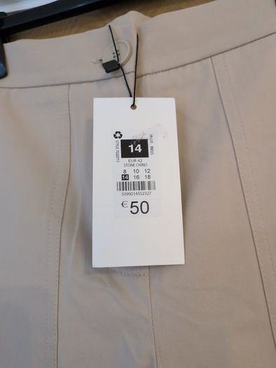 Carolyn Donnelly -The Edit Stone Chinos.  S.14.  B.N.W.T.