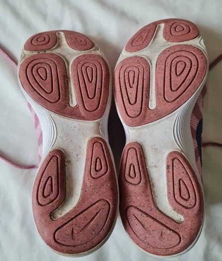 2019 nike revolution 4 pink Size 4.5 eu 37.5 in excellent condition