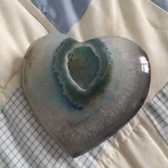 ORNAMENT - Onyx Agate Crystal Heart