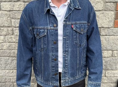 Levi Denim Trucker Jacket Size XL