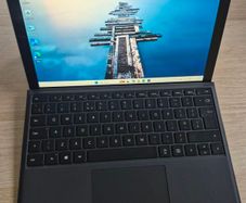 Microsoft Surface Pro 2in1,i5 7th gen,8gb,256 ssd, 12.3" IPS FHD Screen,Windows 11