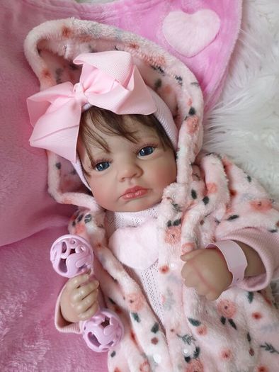 Reborns By Laura.  Baby Ashley In Homecoming Hospital Outfit.  29inch, 4lb Reborn Doll. Welcome To View