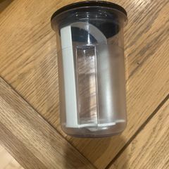 Pickle storage plastic container