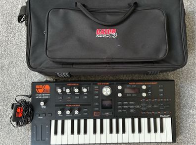 Hydrasynth Explorer with soft case