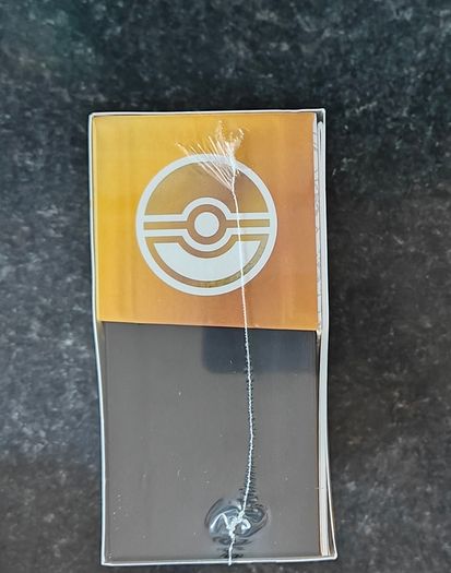 Free Tracked Shipping, Pokemon 30th Celebration Etb
